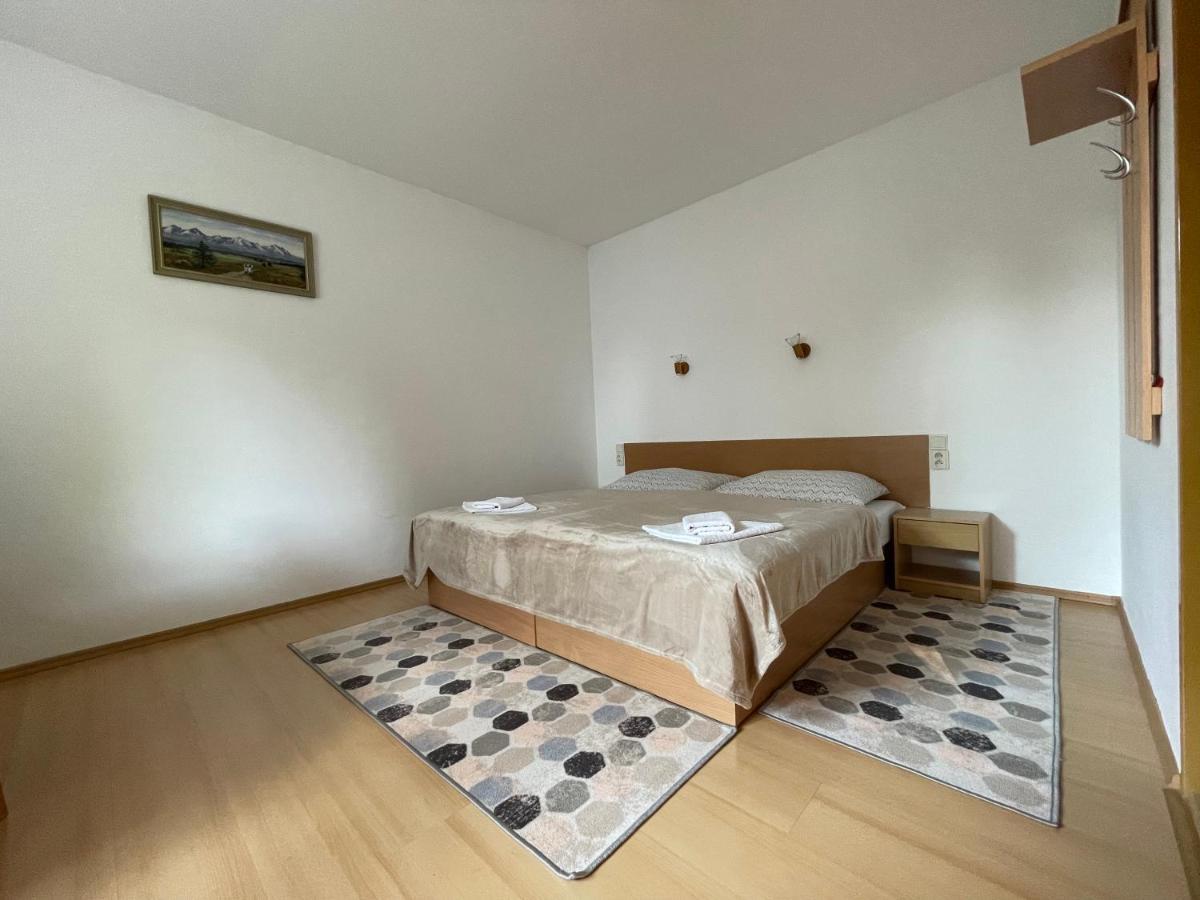 Ferienwohnung Privat Hotos Liptovský Mikuláš Exterior foto